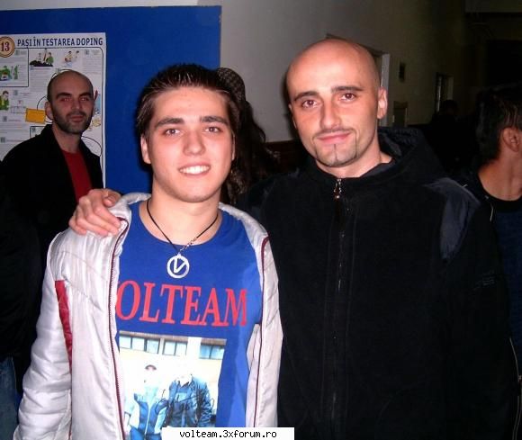 salutare! asteptam cu nerabdare sa incepem o noua revolutie volteam:) see u tomorow!va pup! tricouri
